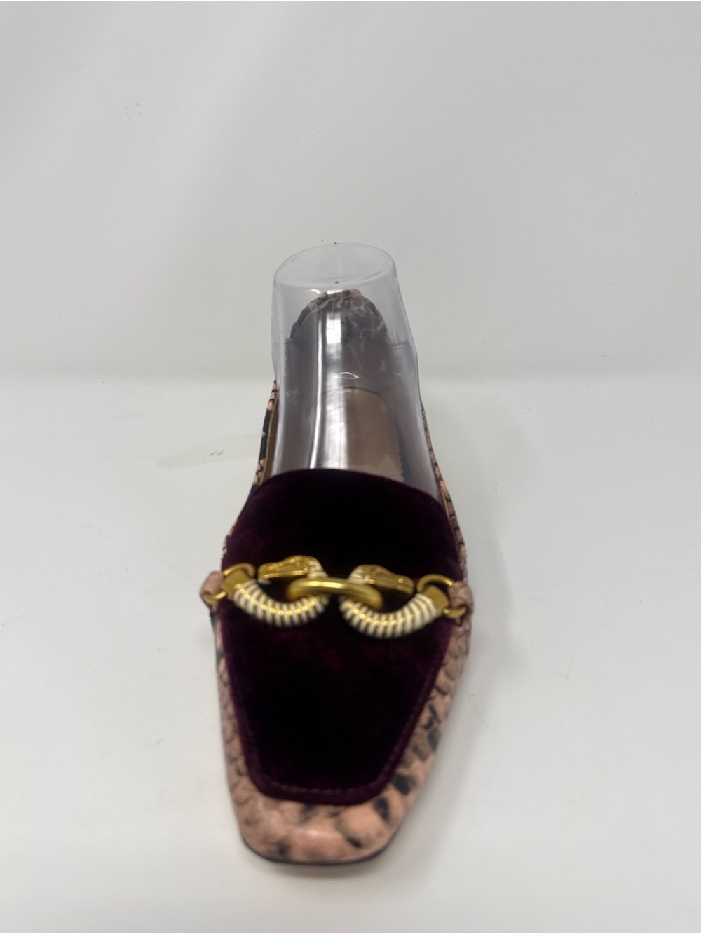 Tory Burch Burgundy Velvet Loafer with Snake-Print Trim and Gold Chain. Size 7. - Picture 2 of 14